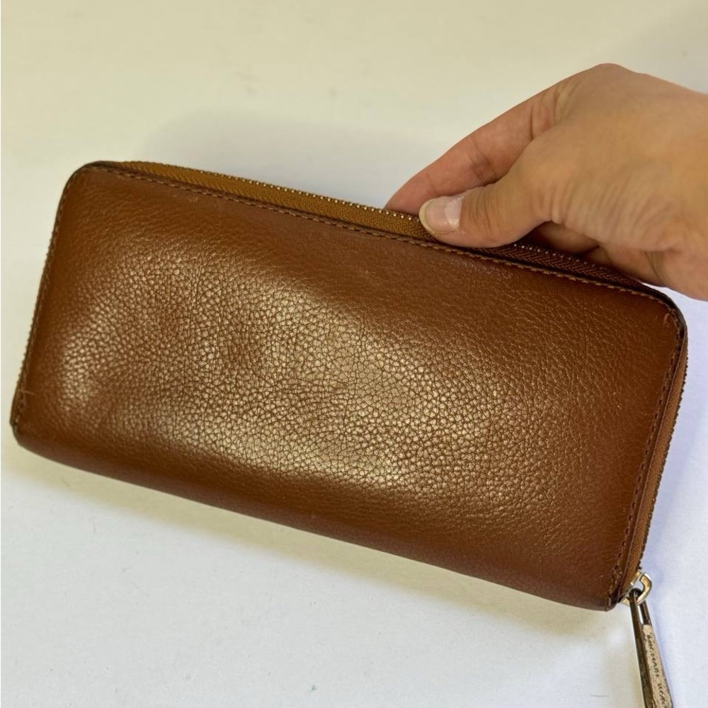 Michael Kors Jet Set Wallet, Large Light Tan Brown Zip Around Inside Pockets - Picture 4 of 11